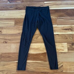Felina Black Leggings